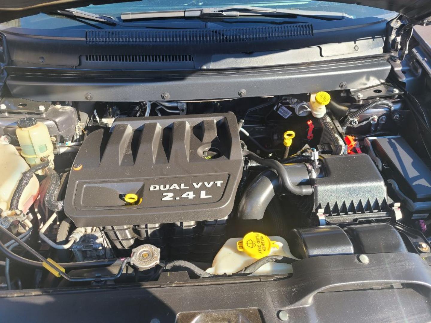 2014 GRAY DODGE JOURNEY SXT (3C4PDCBB4ET) with an 2.4L engine, Automatic transmission, located at 13640 E Wade Hampton Blvd, Greer, SC, 29651, (864) 848-4040, 34.950825, -82.197464 - Photo#12