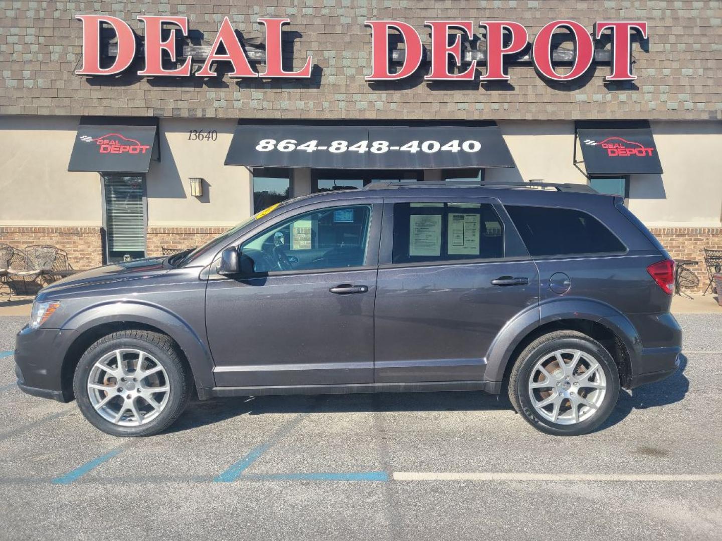 2014 GRAY DODGE JOURNEY SXT (3C4PDCBB4ET) with an 2.4L engine, Automatic transmission, located at 13640 E Wade Hampton Blvd, Greer, SC, 29651, (864) 848-4040, 34.950825, -82.197464 - Photo#0