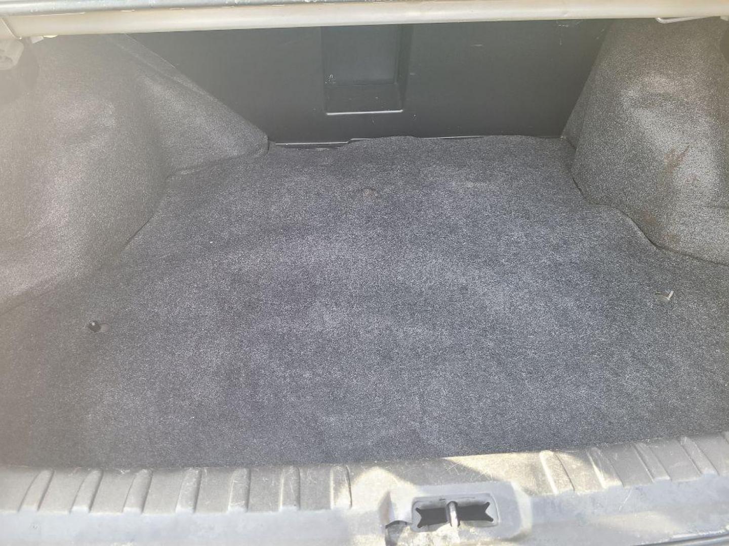 2008 GRAY BUICK LUCERNE CX (1G4HP57228U) with an 3.8L engine, Automatic transmission, located at 13640 E Wade Hampton Blvd, Greer, SC, 29651, (864) 848-4040, 34.950825, -82.197464 - Photo#7