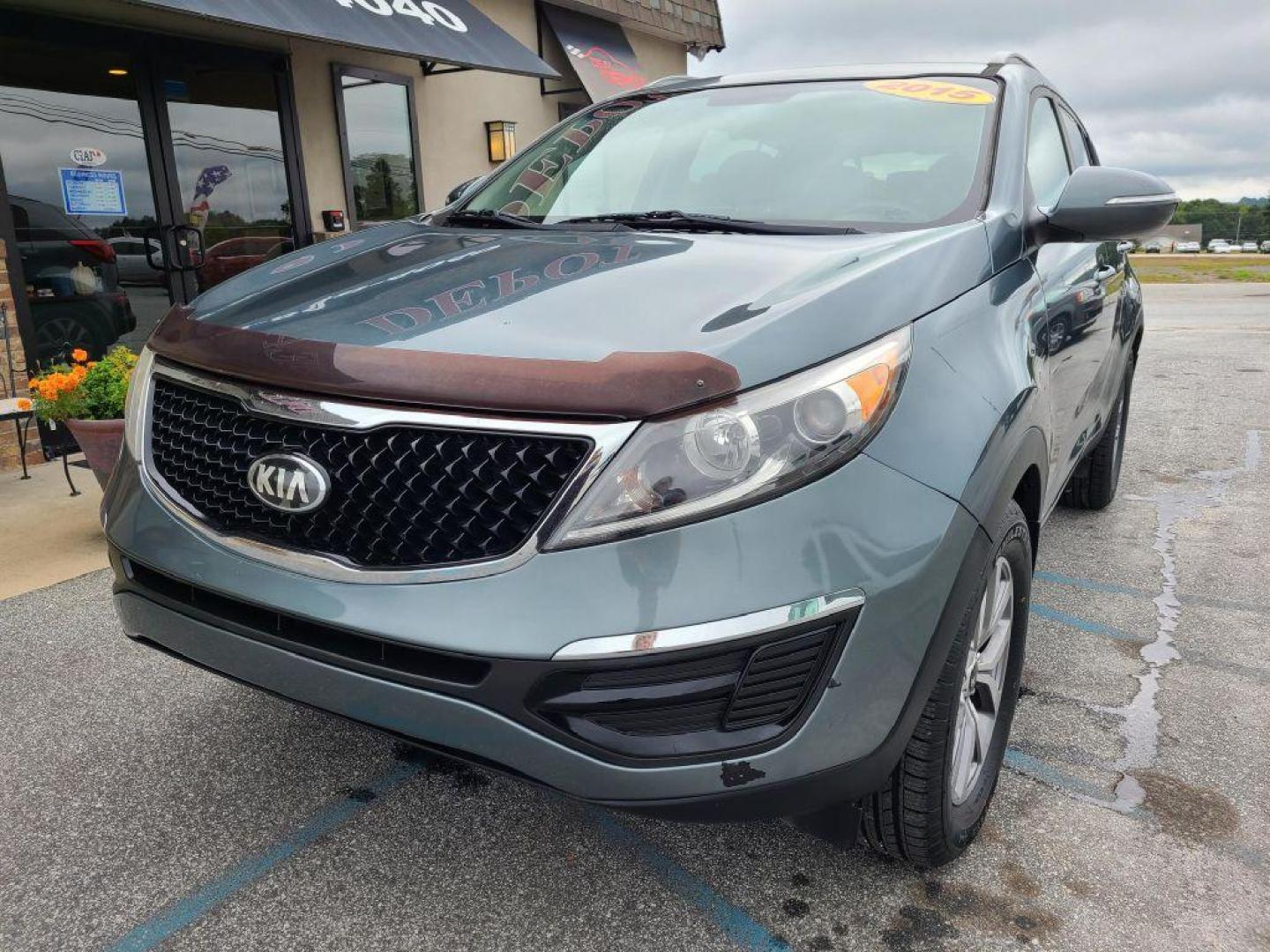 2015 BLUE KIA SPORTAGE LX (KNDPB3AC4F7) with an 2.4L engine, Automatic transmission, located at 13640 E Wade Hampton Blvd, Greer, SC, 29651, (864) 848-4040, 34.950825, -82.197464 - Photo#1