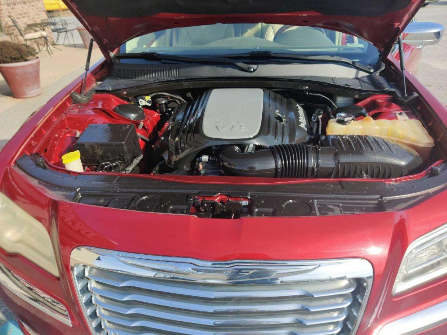 2011 RED CHRYSLER 300C (2C3CA6CT1BH) with an 5.7L engine, Automatic transmission, located at 13640 E Wade Hampton Blvd, Greer, SC, 29651, (864) 848-4040, 34.950825, -82.197464 - Photo#11