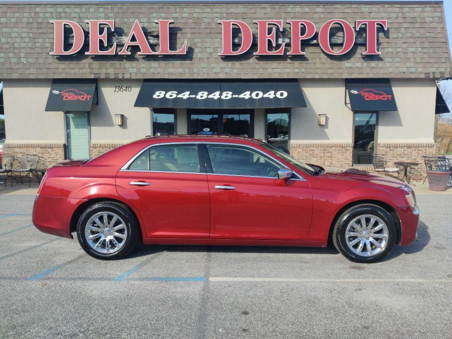 2011 RED CHRYSLER 300C (2C3CA6CT1BH) with an 5.7L engine, Automatic transmission, located at 13640 E Wade Hampton Blvd, Greer, SC, 29651, (864) 848-4040, 34.950825, -82.197464 - Photo#12