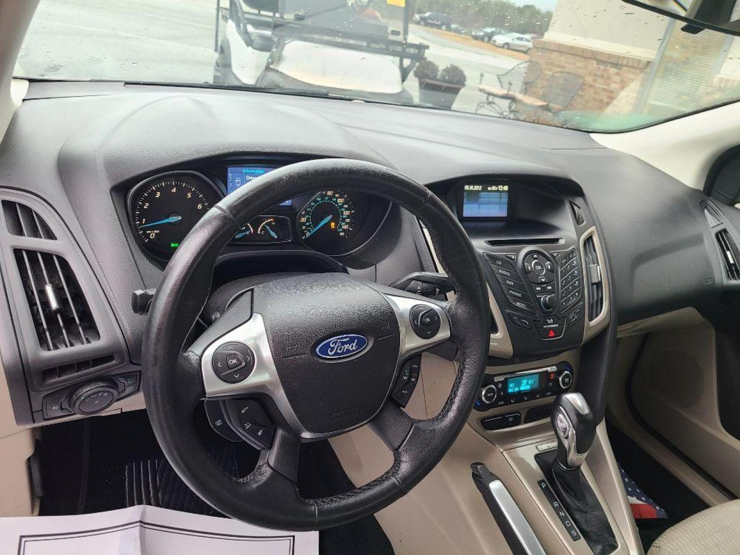 2012 SILVER FORD FOCUS SEL (1FAHP3H28CL) with an 2.0L engine, Automatic transmission, located at 13640 E Wade Hampton Blvd, Greer, SC, 29651, (864) 848-4040, 34.950825, -82.197464 - Photo#8