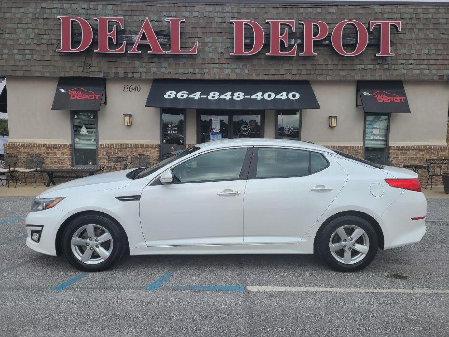 2015 WHITE KIA OPTIMA LX (KNAGM4A77F5) with an 2.4L engine, Automatic transmission, located at 13640 E Wade Hampton Blvd, Greer, SC, 29651, (864) 848-4040, 34.950825, -82.197464 - Photo#0