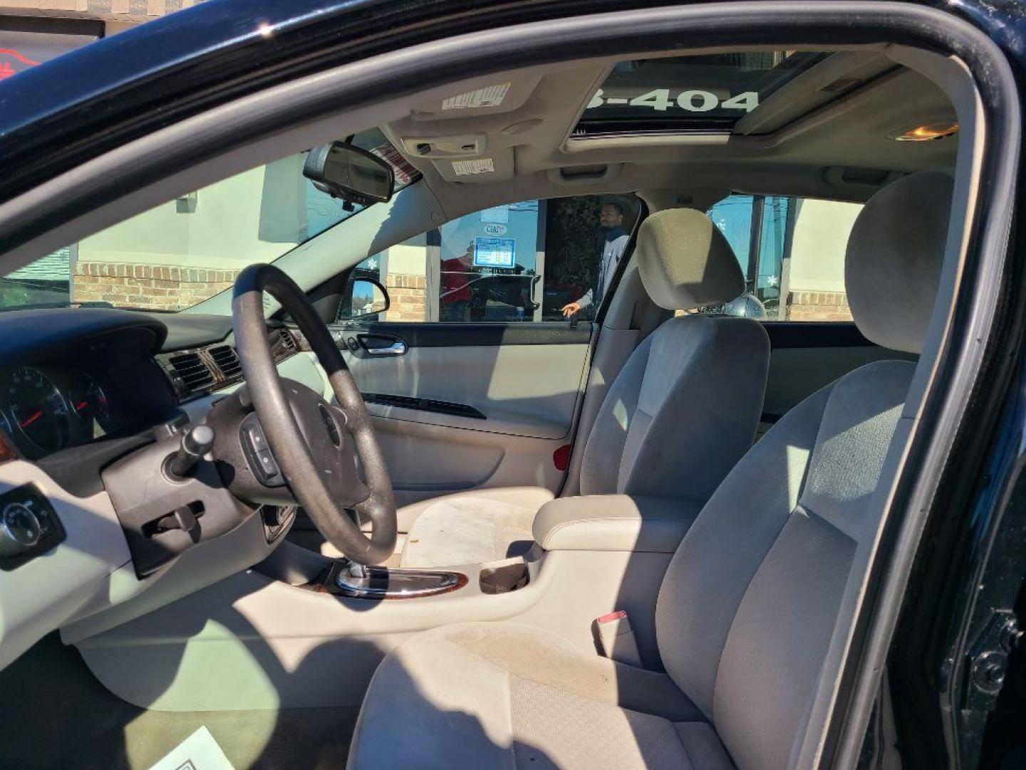 2016 BLACK CHEVROLET IMPALA LIMITED LT (2G1WB5E34G1) with an 3.6L engine, Automatic transmission, located at 13640 E Wade Hampton Blvd, Greer, SC, 29651, (864) 848-4040, 34.950825, -82.197464 - Photo#9