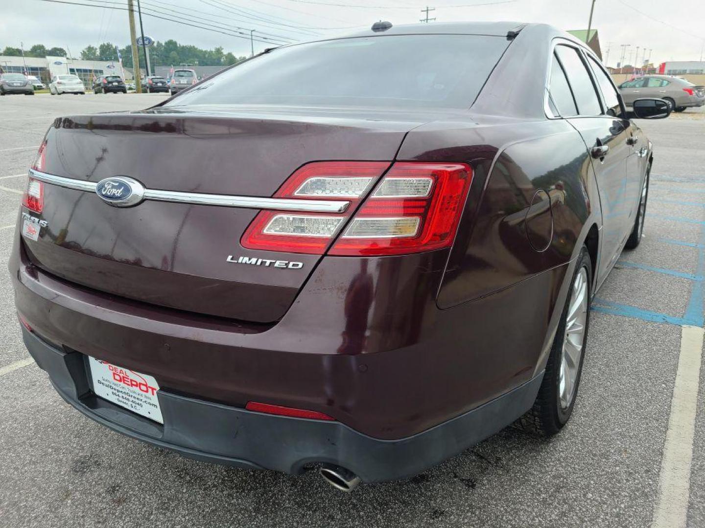 2015 BURG FORD TAURUS LIMITED (1FAHP2F86FG) with an 3.5L engine, Automatic transmission, located at 13640 E Wade Hampton Blvd, Greer, SC, 29651, (864) 848-4040, 34.950825, -82.197464 - Photo#6