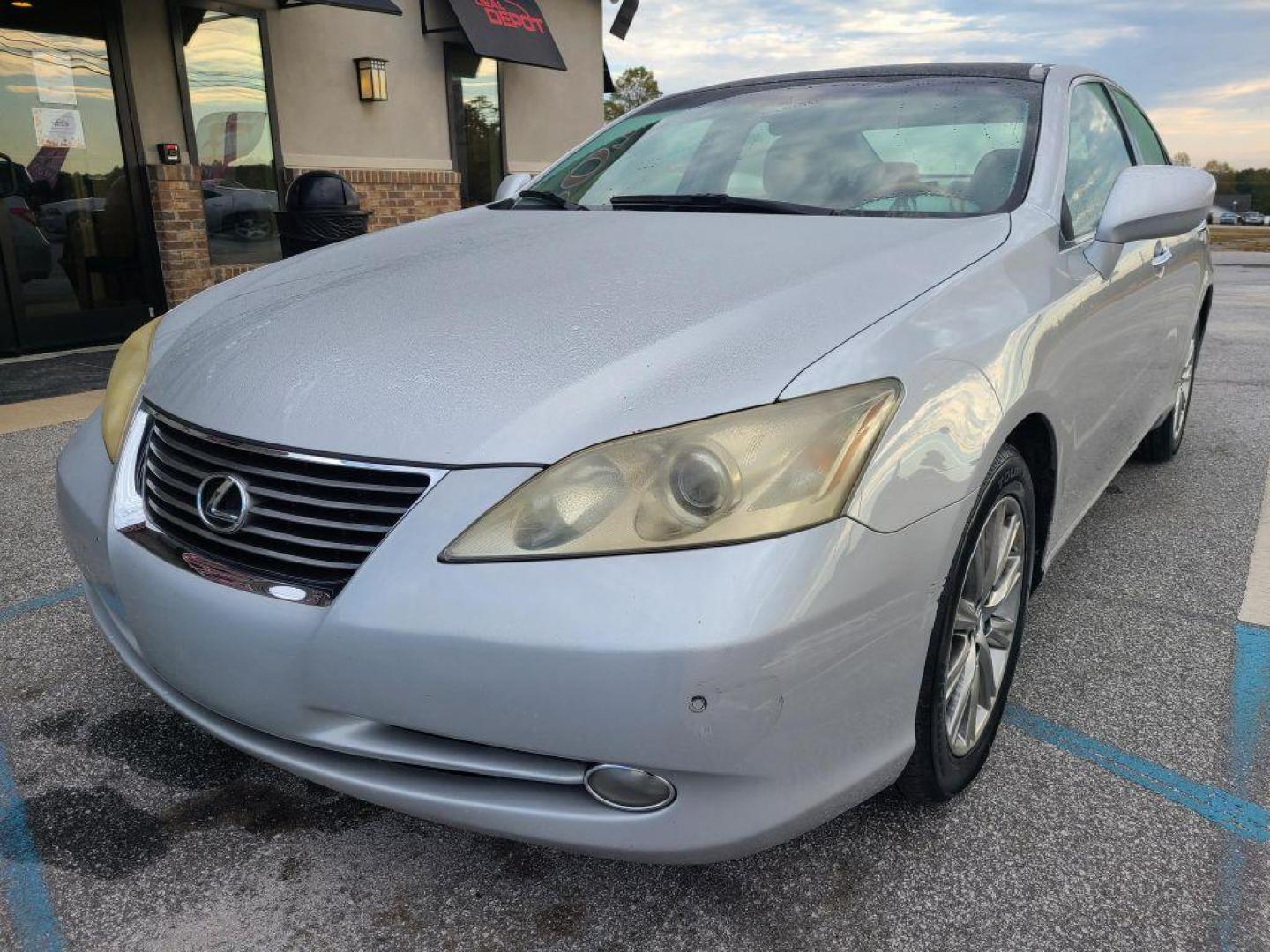 2007 SILVER LEXUS ES350 BASE (JTHBJ46G572) with an 3.5L engine, Automatic transmission, located at 13640 E Wade Hampton Blvd, Greer, SC, 29651, (864) 848-4040, 34.950825, -82.197464 - Photo#1