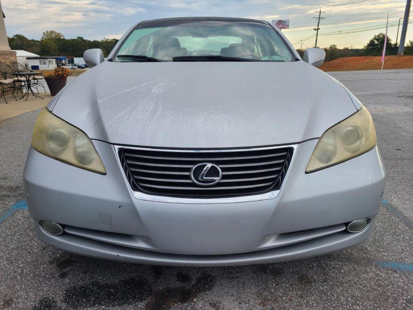 2007 SILVER LEXUS ES350 BASE (JTHBJ46G572) with an 3.5L engine, Automatic transmission, located at 13640 E Wade Hampton Blvd, Greer, SC, 29651, (864) 848-4040, 34.950825, -82.197464 - Photo#2