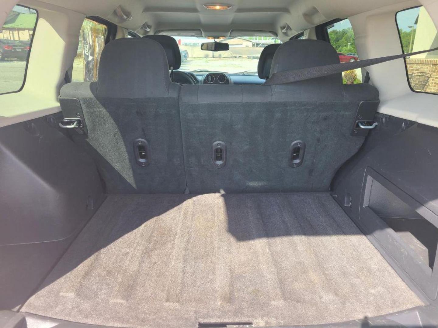 2016 RED JEEP PATRIOT SPORT (1C4NJPBB4GD) with an 2.4L engine, Continuously Variable transmission, located at 13640 E Wade Hampton Blvd, Greer, SC, 29651, (864) 848-4040, 34.950825, -82.197464 - Photo#7