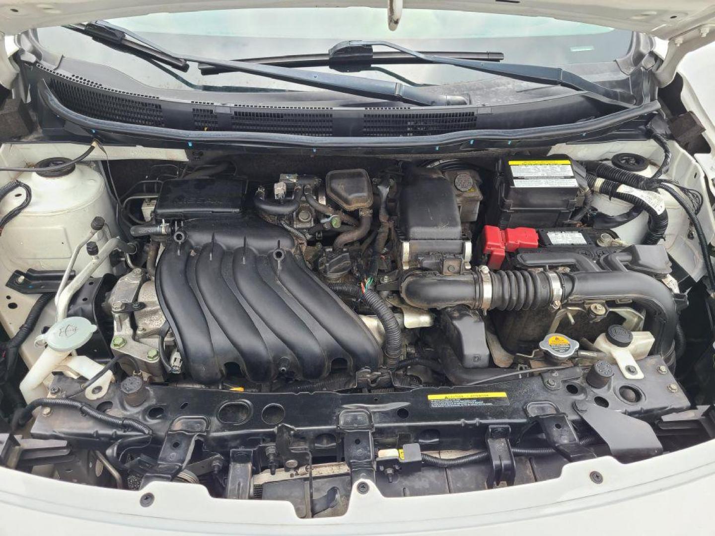 2017 WHITE NISSAN VERSA S (3N1CN7AP7HL) with an 1.6L engine, Continuously Variable transmission, located at 13640 E Wade Hampton Blvd, Greer, SC, 29651, (864) 848-4040, 34.950825, -82.197464 - Photo#11