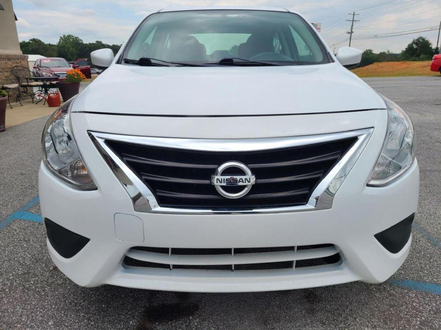 2017 WHITE NISSAN VERSA S (3N1CN7AP7HL) with an 1.6L engine, Continuously Variable transmission, located at 13640 E Wade Hampton Blvd, Greer, SC, 29651, (864) 848-4040, 34.950825, -82.197464 - Photo#2