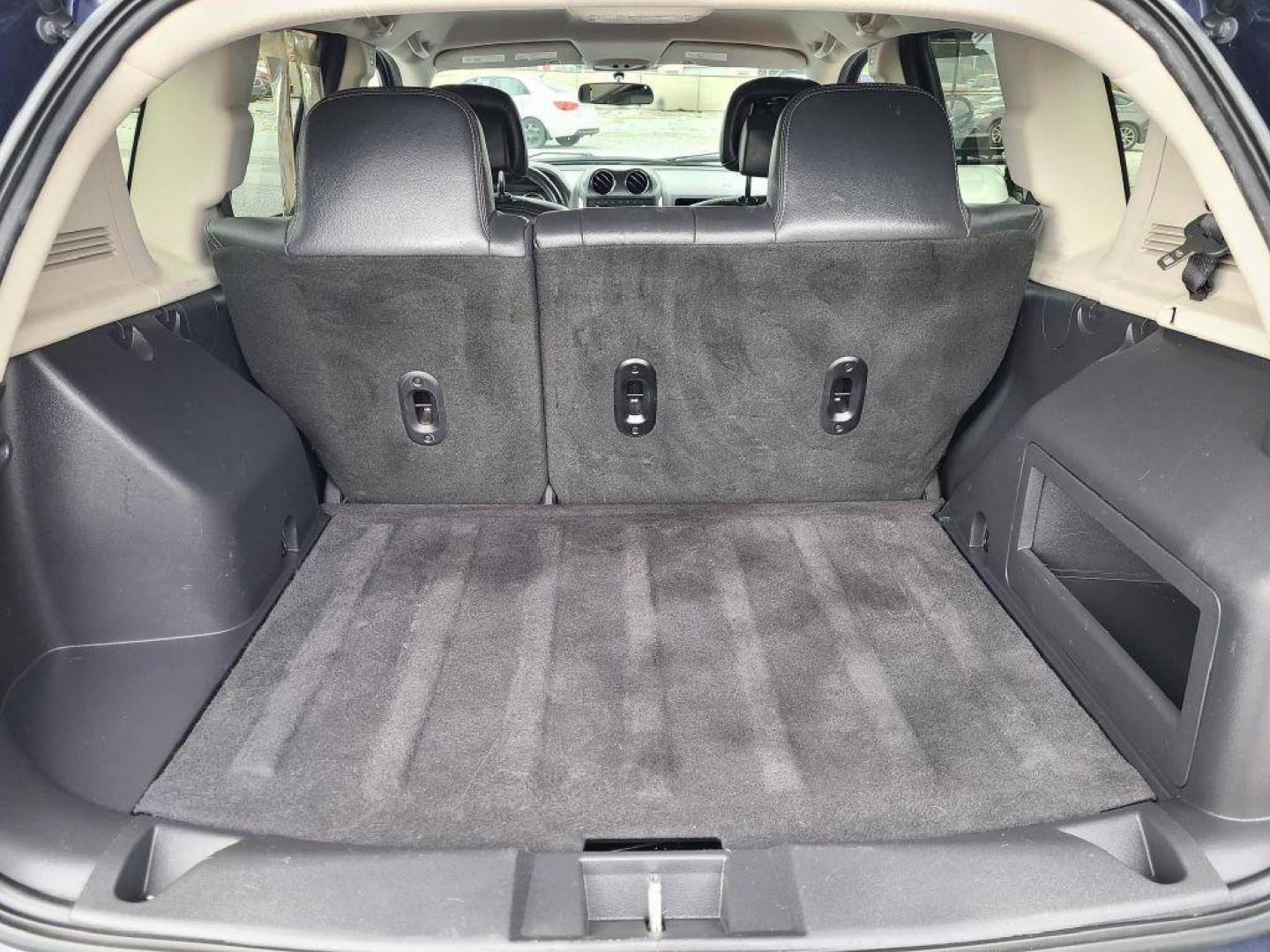 2014 BLUE JEEP COMPASS LATITUDE (1C4NJDEB3ED) with an 2.4L engine, Continuously Variable transmission, located at 13640 E Wade Hampton Blvd, Greer, SC, 29651, (864) 848-4040, 34.950825, -82.197464 - Photo#7