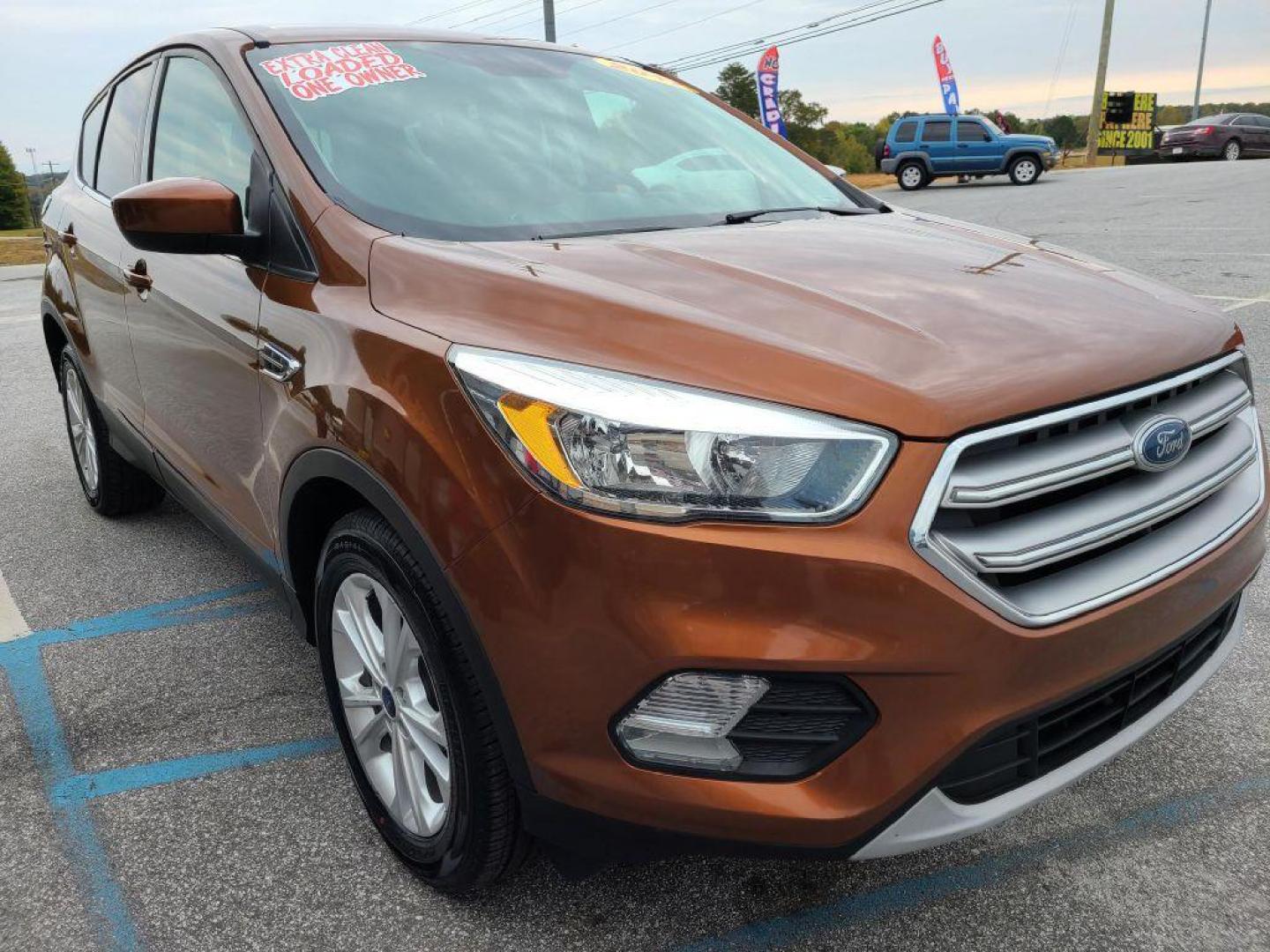 2017 ORANGE FORD ESCAPE SE (1FMCU0GDXHU) with an 1.5L engine, Automatic transmission, located at 13640 E Wade Hampton Blvd, Greer, SC, 29651, (864) 848-4040, 34.950825, -82.197464 - Photo#3