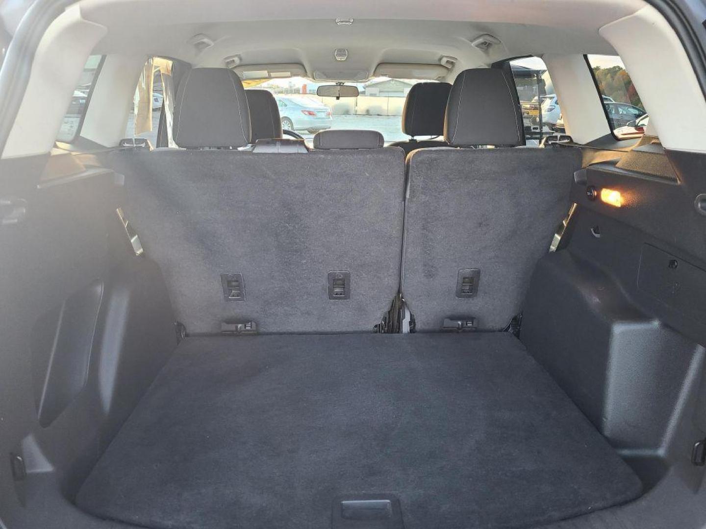 2014 OR/RED FORD ESCAPE SE (1FMCU0GX4EU) with an 1.6L engine, Automatic transmission, located at 13640 E Wade Hampton Blvd, Greer, SC, 29651, (864) 848-4040, 34.950825, -82.197464 - Photo#7