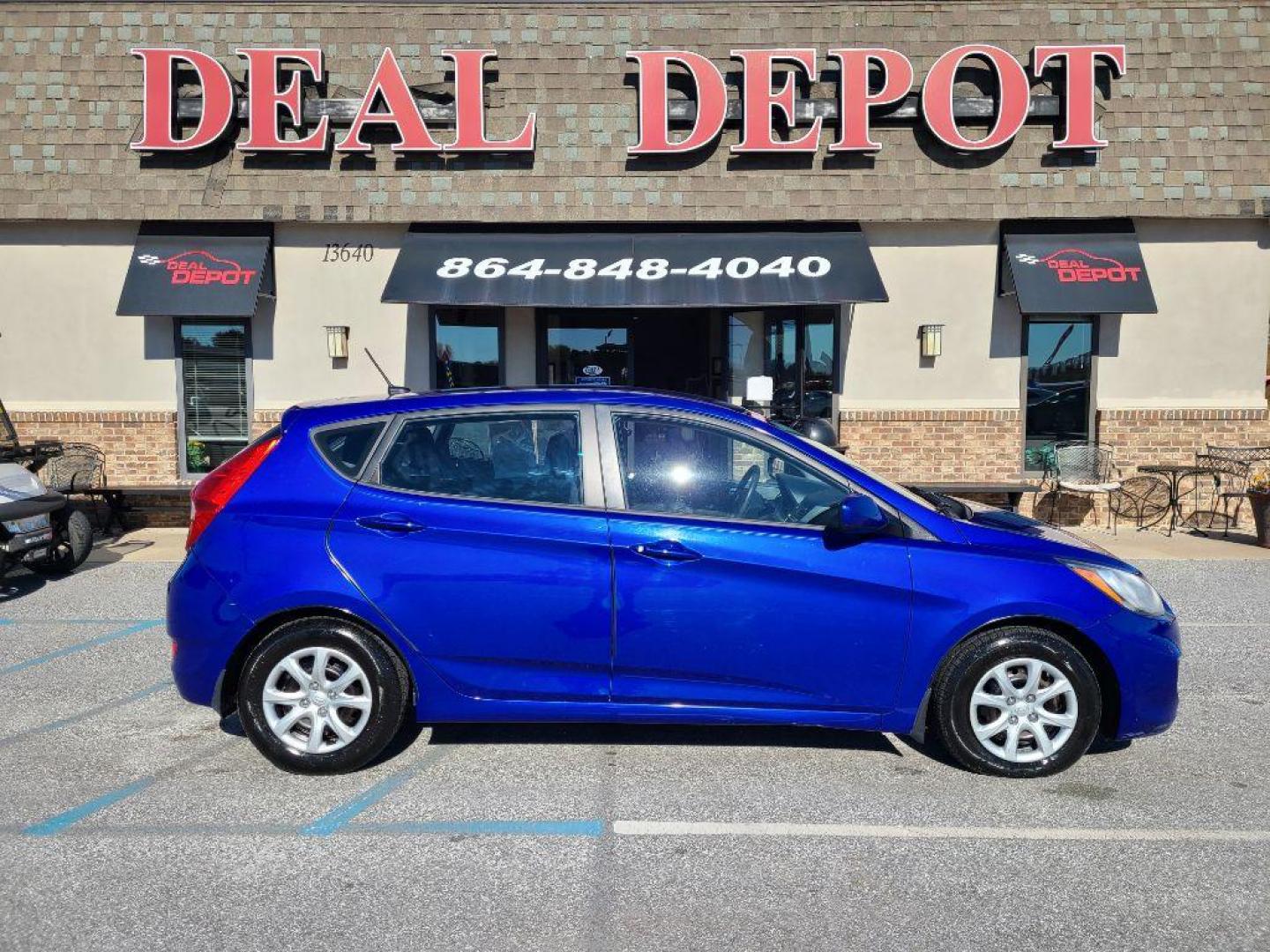 2012 BLUE HYUNDAI ACCENT GLS (KMHCT5AE1CU) with an 1.6L engine, Automatic transmission, located at 13640 E Wade Hampton Blvd, Greer, SC, 29651, (864) 848-4040, 34.950825, -82.197464 - Photo#12