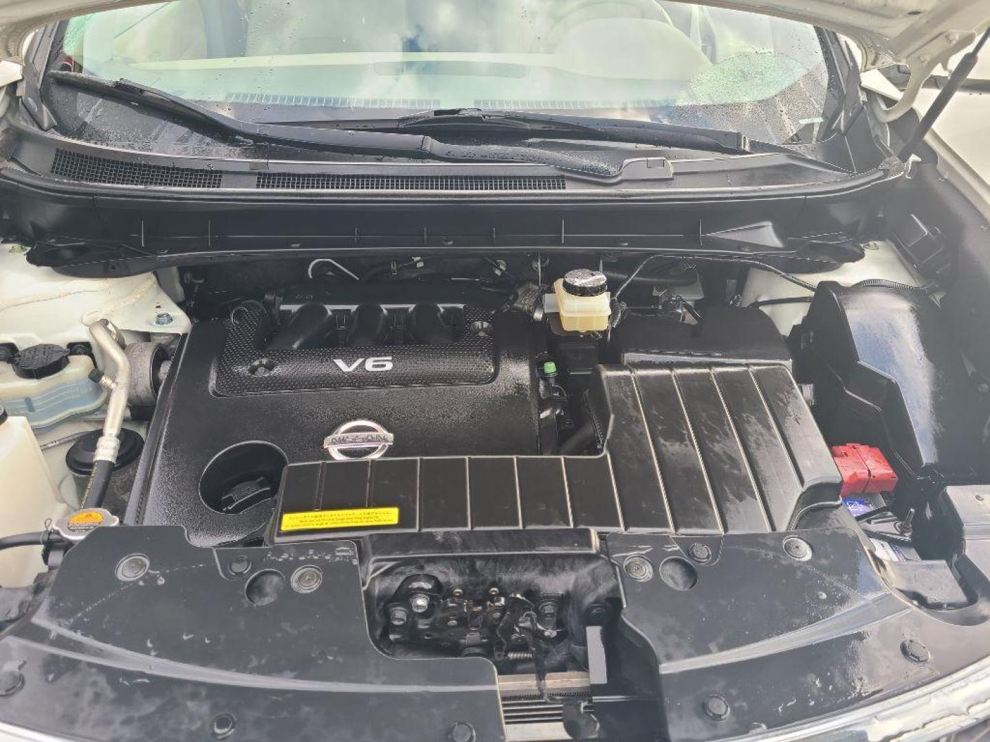 2014 WHITE NISSAN MURANO PLATINUM EDITION (JN8AZ1MW1EW) with an 3.5L engine, Continuously Variable transmission, located at 13640 E Wade Hampton Blvd, Greer, SC, 29651, (864) 848-4040, 34.950825, -82.197464 - Photo#12