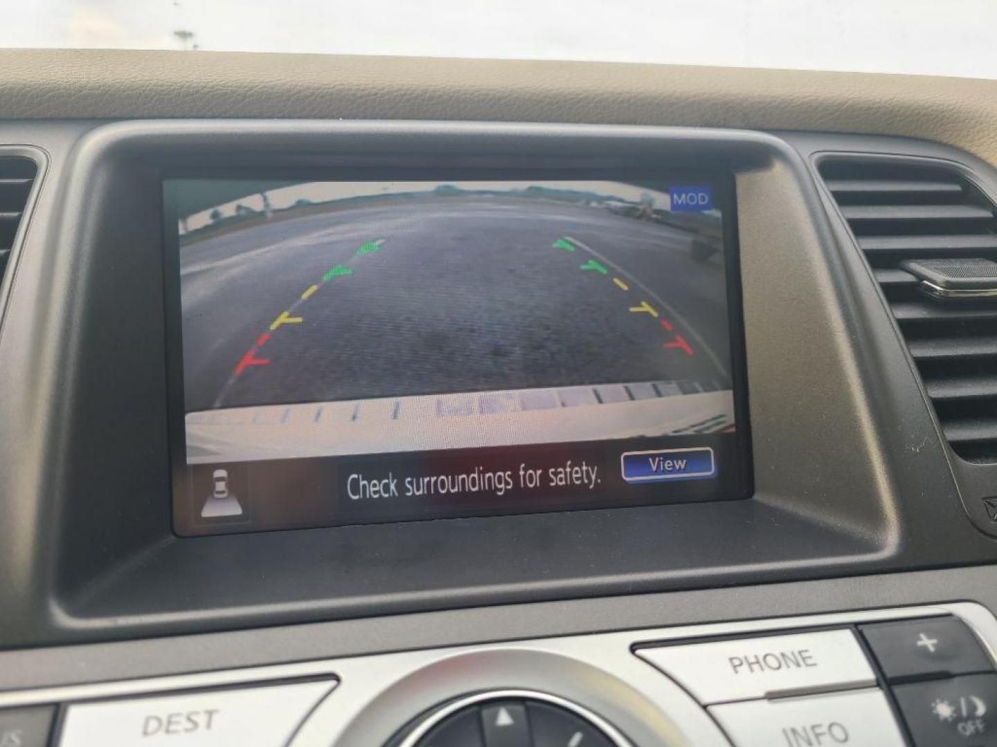 2014 WHITE NISSAN MURANO PLATINUM EDITION (JN8AZ1MW1EW) with an 3.5L engine, Continuously Variable transmission, located at 13640 E Wade Hampton Blvd, Greer, SC, 29651, (864) 848-4040, 34.950825, -82.197464 - Photo#13