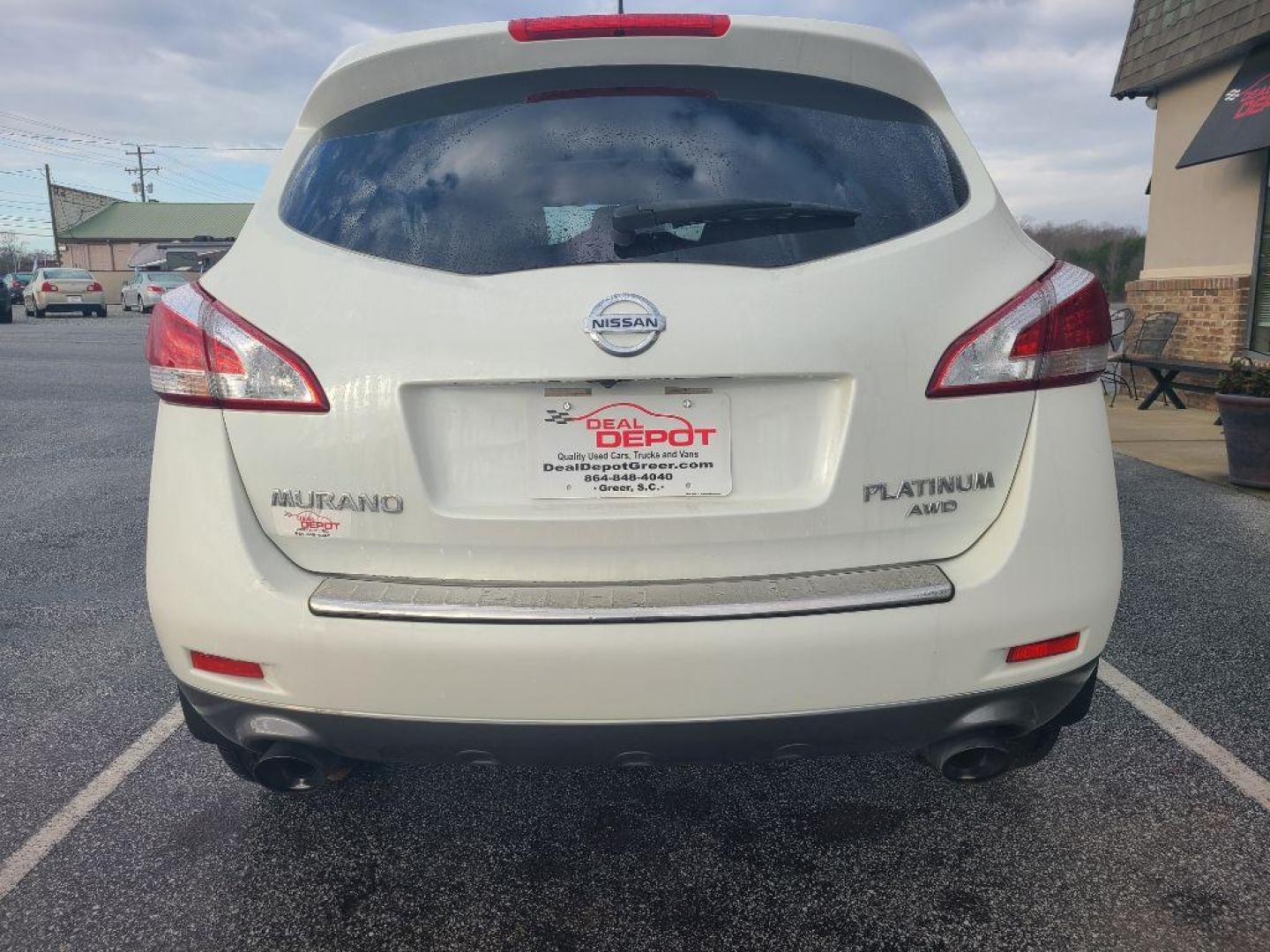 2014 WHITE NISSAN MURANO PLATINUM EDITION (JN8AZ1MW1EW) with an 3.5L engine, Continuously Variable transmission, located at 13640 E Wade Hampton Blvd, Greer, SC, 29651, (864) 848-4040, 34.950825, -82.197464 - Photo#5
