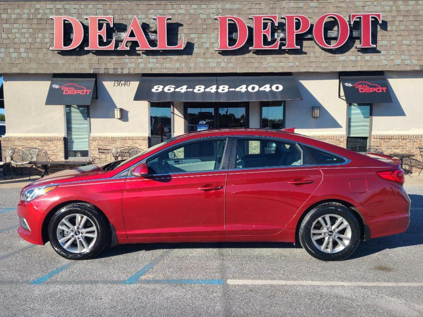 2016 RED HYUNDAI SONATA BASE (5NPE24AF7GH) with an 2.4L engine, Automatic transmission, located at 13640 E Wade Hampton Blvd, Greer, SC, 29651, (864) 848-4040, 34.950825, -82.197464 - Photo#0