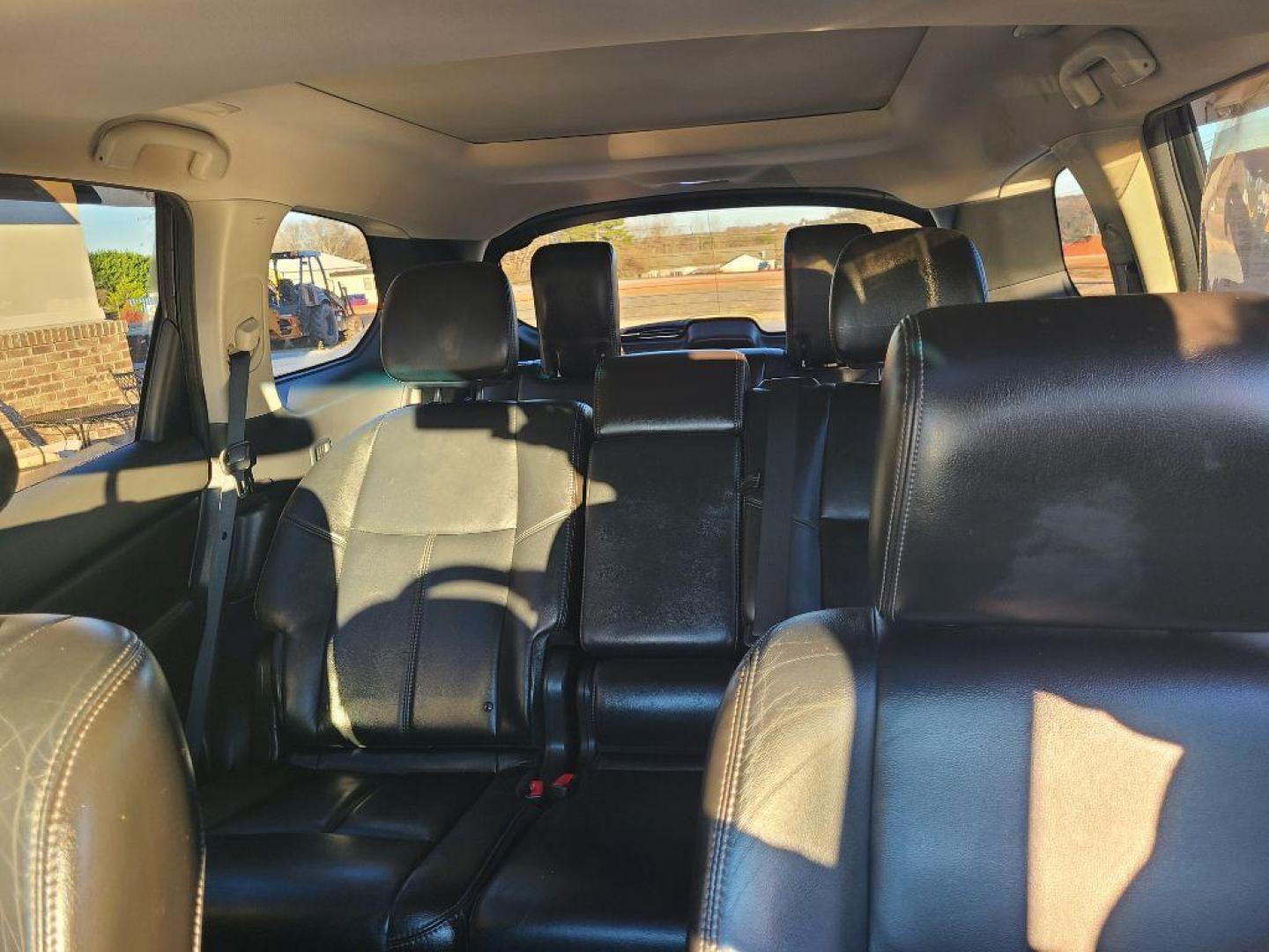 2013 SILVER NISSAN PATHFINDER SL (5N1AR2MM0DC) with an 3.5L engine, Continuously Variable transmission, located at 13640 E Wade Hampton Blvd, Greer, SC, 29651, (864) 848-4040, 34.950825, -82.197464 - Photo#11