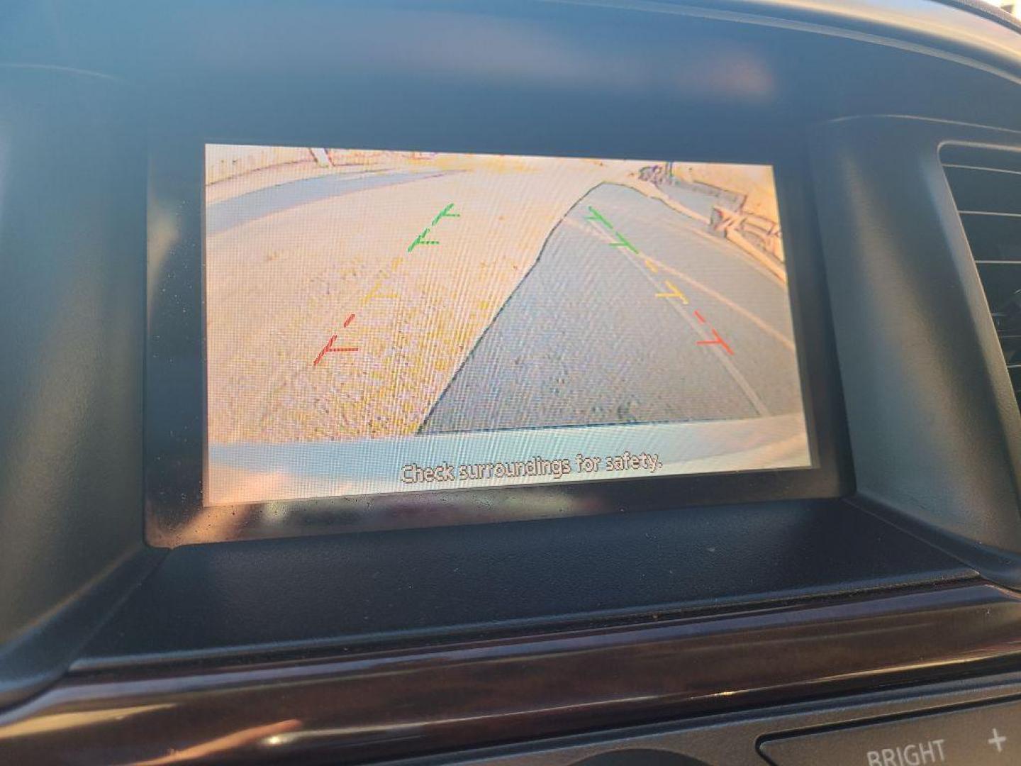 2013 SILVER NISSAN PATHFINDER SL (5N1AR2MM0DC) with an 3.5L engine, Continuously Variable transmission, located at 13640 E Wade Hampton Blvd, Greer, SC, 29651, (864) 848-4040, 34.950825, -82.197464 - Photo#13