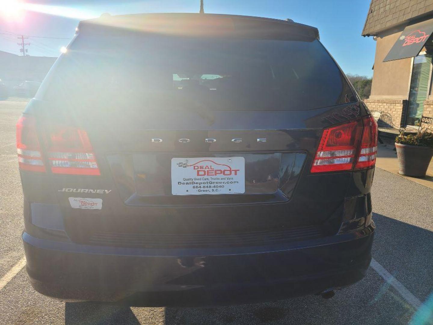 2017 BLUE DODGE JOURNEY SE (3C4PDCAB7HT) with an 2.4L engine, Automatic transmission, located at 13640 E Wade Hampton Blvd, Greer, SC, 29651, (864) 848-4040, 34.950825, -82.197464 - Photo#5