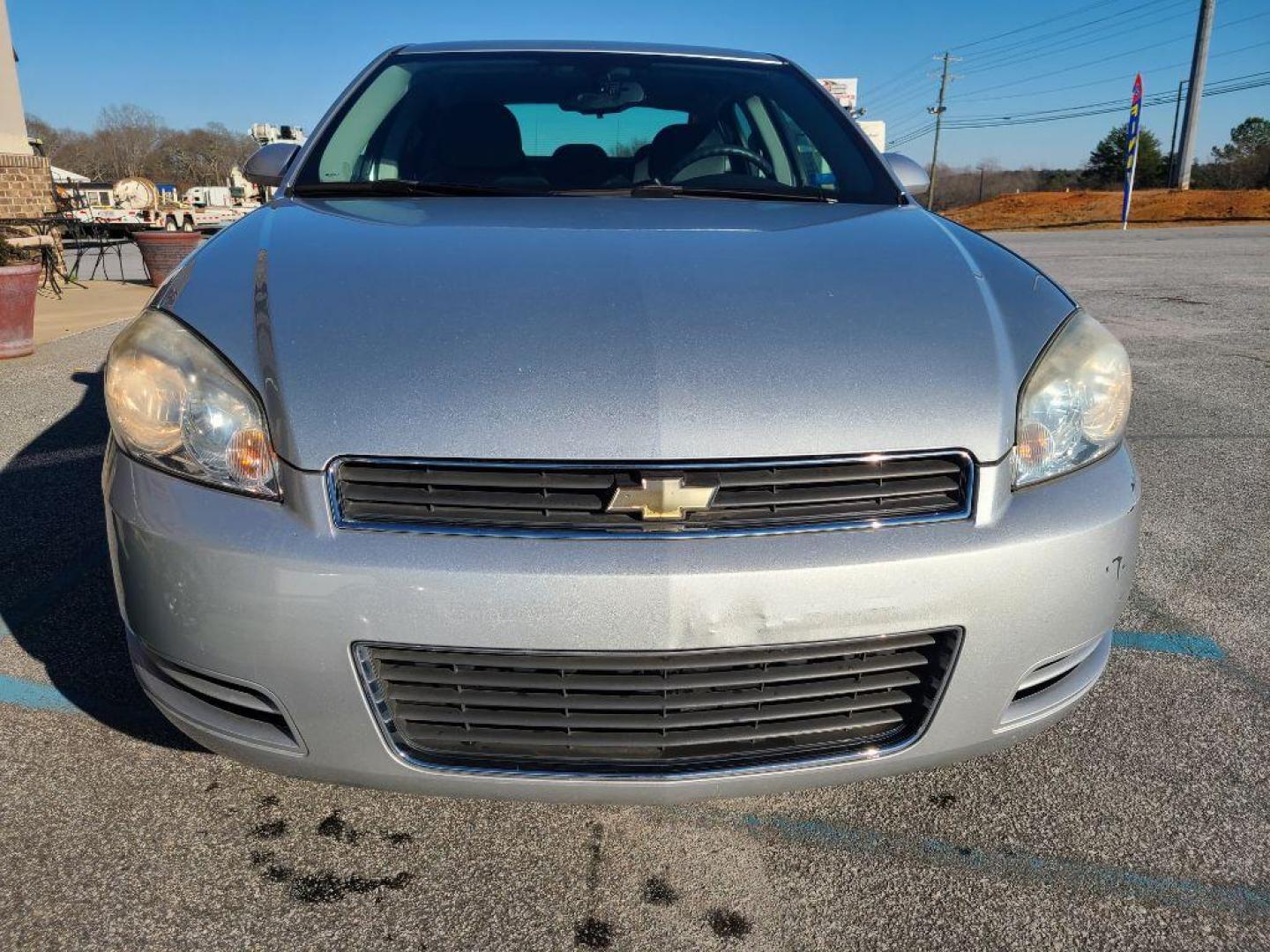 2010 SILVER CHEVROLET IMPALA LS (2G1WA5EK8A1) with an 3.5L engine, Automatic transmission, located at 13640 E Wade Hampton Blvd, Greer, SC, 29651, (864) 848-4040, 34.950825, -82.197464 - Photo#2