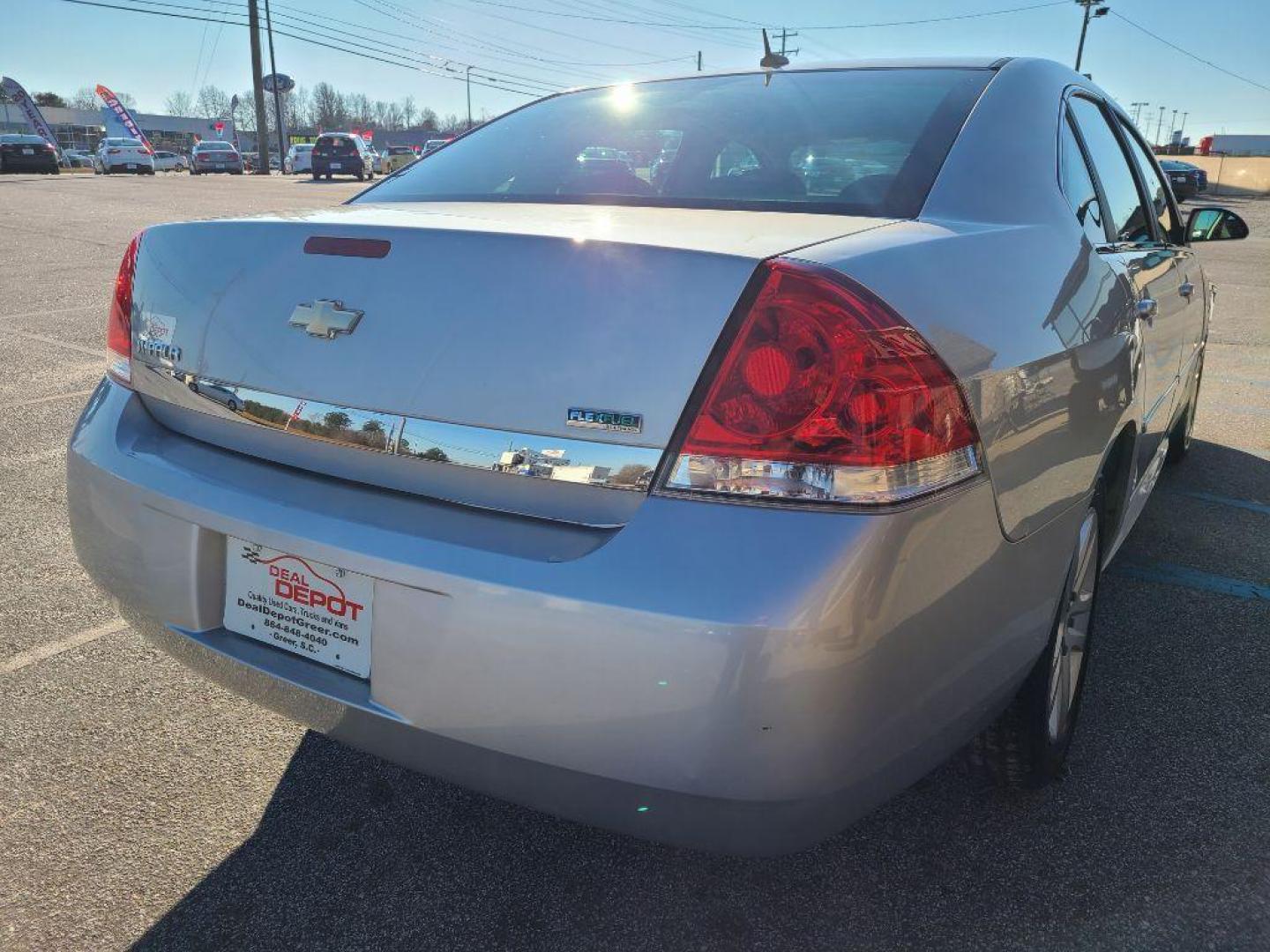 2010 SILVER CHEVROLET IMPALA LS (2G1WA5EK8A1) with an 3.5L engine, Automatic transmission, located at 13640 E Wade Hampton Blvd, Greer, SC, 29651, (864) 848-4040, 34.950825, -82.197464 - Photo#6