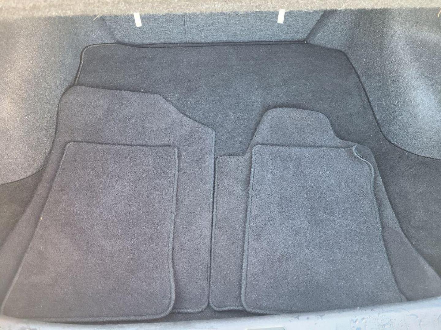 2011 WHITE NISSAN MAXIMA S (1N4AA5AP4BC) with an 3.5L engine, Automatic transmission, located at 13640 E Wade Hampton Blvd, Greer, SC, 29651, (864) 848-4040, 34.950825, -82.197464 - Photo#7