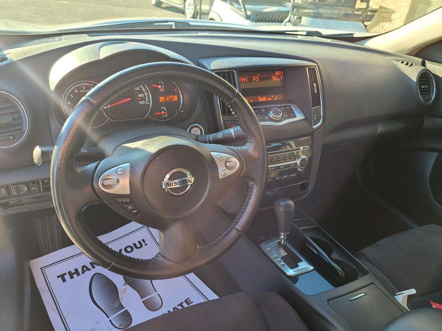 2011 WHITE NISSAN MAXIMA S (1N4AA5AP4BC) with an 3.5L engine, Automatic transmission, located at 13640 E Wade Hampton Blvd, Greer, SC, 29651, (864) 848-4040, 34.950825, -82.197464 - Photo#8