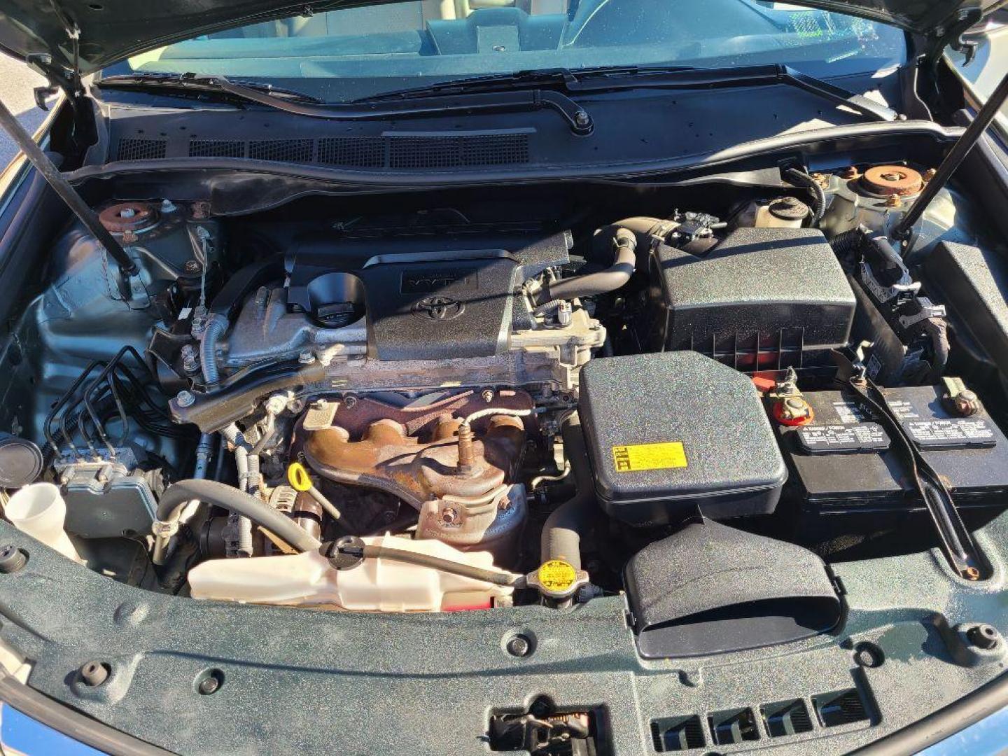 2012 GRAY TOYOTA CAMRY LE (4T4BF1FK7CR) with an 2.5L engine, Automatic transmission, located at 13640 E Wade Hampton Blvd, Greer, SC, 29651, (864) 848-4040, 34.950825, -82.197464 - Photo#11