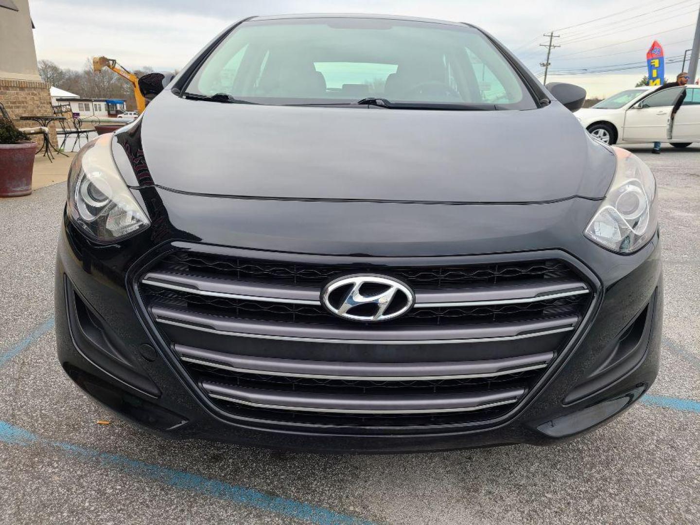 2016 BLACK HYUNDAI ELANTRA GT BASE (KMHD35LH2GU) with an 2.0L engine, 6-Speed Manual transmission, located at 13640 E Wade Hampton Blvd, Greer, SC, 29651, (864) 848-4040, 34.950825, -82.197464 - Photo#2