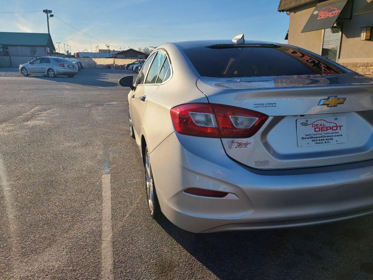 2017 SILVER CHEVROLET CRUZE PREMIER (1G1BF5SM5H7) with an 1.4L engine, Automatic transmission, located at 13640 E Wade Hampton Blvd, Greer, SC, 29651, (864) 848-4040, 34.950825, -82.197464 - Photo#4