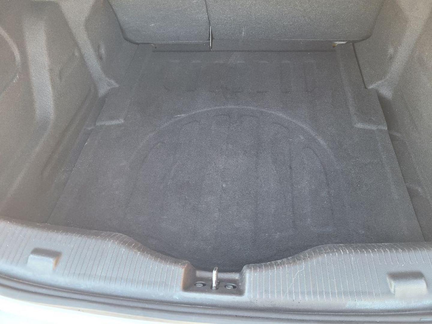 2017 SILVER CHEVROLET CRUZE PREMIER (1G1BF5SM5H7) with an 1.4L engine, Automatic transmission, located at 13640 E Wade Hampton Blvd, Greer, SC, 29651, (864) 848-4040, 34.950825, -82.197464 - Photo#7